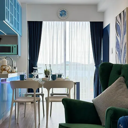 Arusuites Tanjung Aru Kota Kinabalu By Wellstay Exterior photo